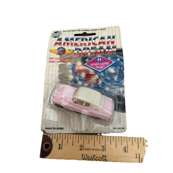 Vintage Road Tough PINK Ford T-Bird Die Cast Metal Free Wheeling 8901B - Picture 5 of 10